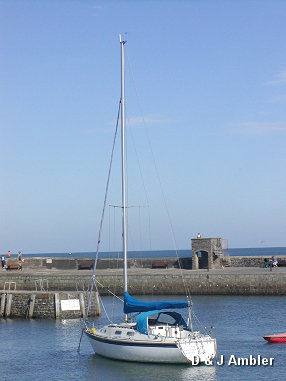 Aberaeron Harbour mouth 5   ab45