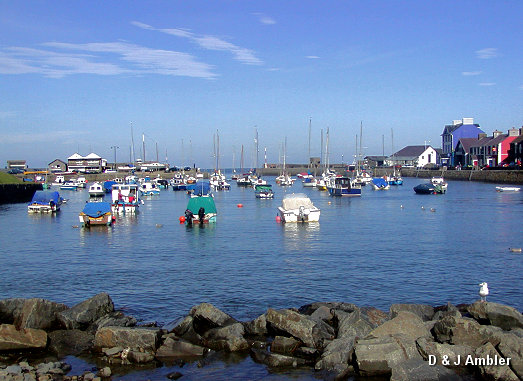 Aberaeron Harbour mouth 1   ab41