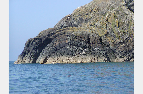 Bay entrance at Cwmtydu