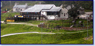 Ski Lodge1