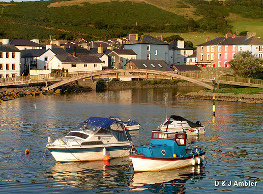 Boats & bridge, evening sun 1   ab32