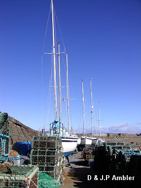 boats on jetty00   NQ39