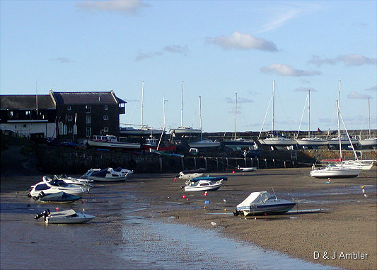 Harbour low tide 0