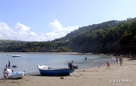 Beach to Cei Bach   NQ50