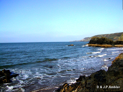 Tresaith 18